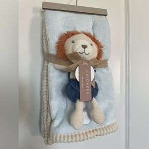 NEW Baby Blanket And Lion Plush Toy 2 Piece Gift Set 30x36 Chick Pea Soft Blue
